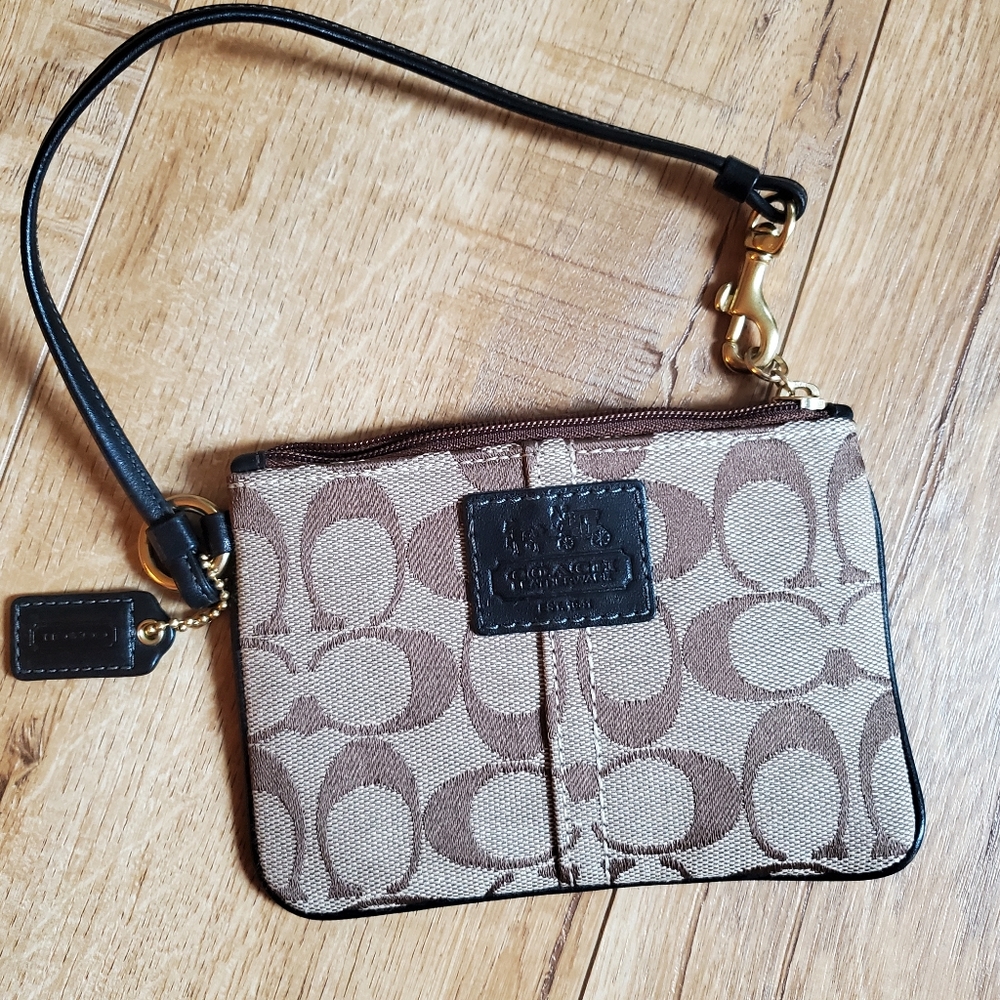 Coach Tan Brown Signature Jacquard Wristlet Clutch Wallet Pouch Leather Trim